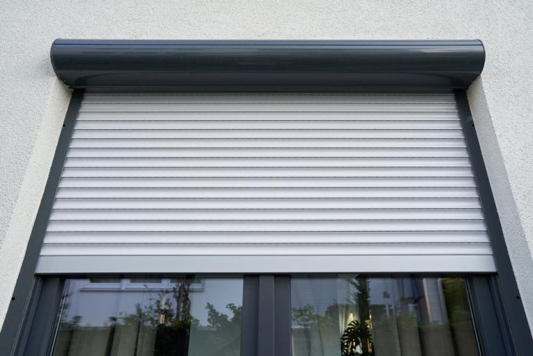 Le volet roulant solaire évite le câblage électrique à Évreux
